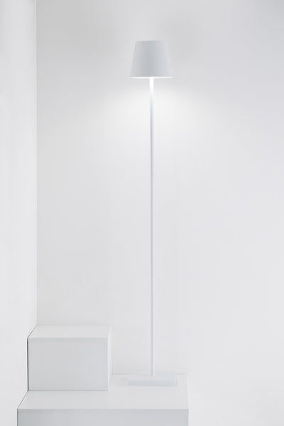 Poldina Pro L Rechargeable Floor Lamp