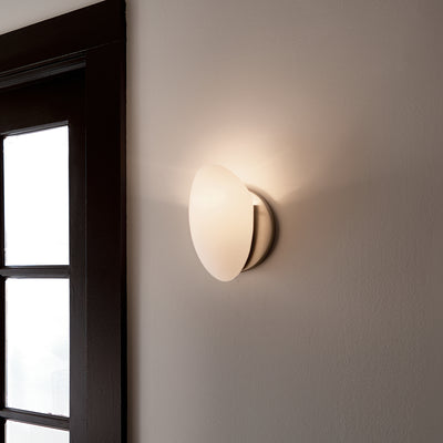 Modern Single Light Wall Sconce