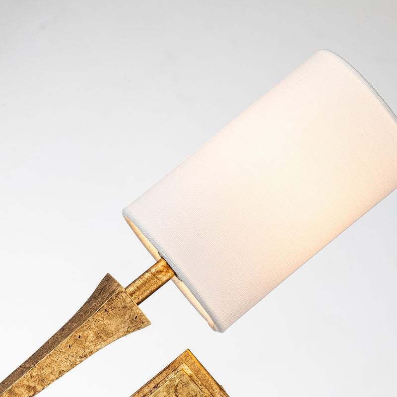 Crest Sconce