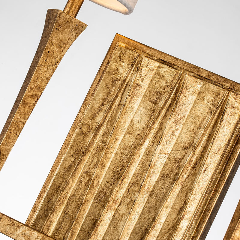 Crest Sconce
