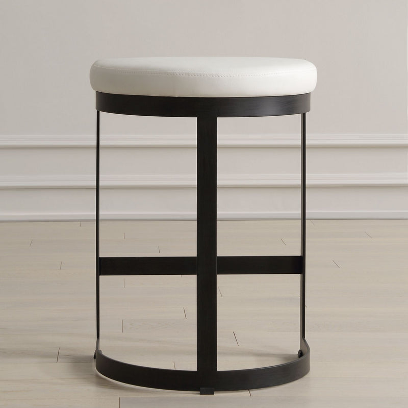 Ivanna Stool