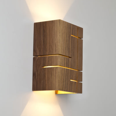 Claudo Wall Light
