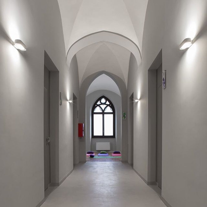 Talo LED Wall Light
