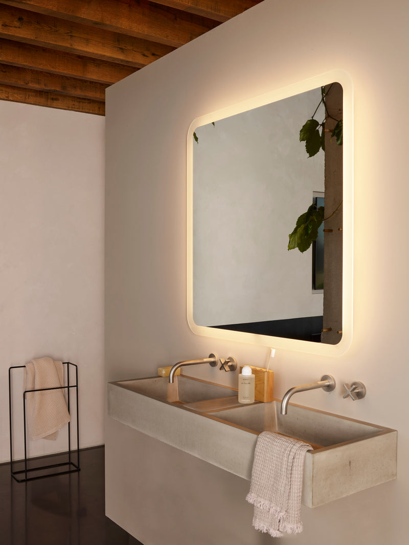 Varenna Square Illuminated Mirror