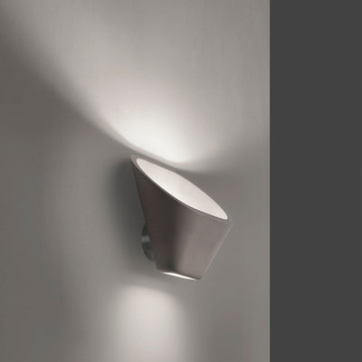 Aplomb Wall Light
