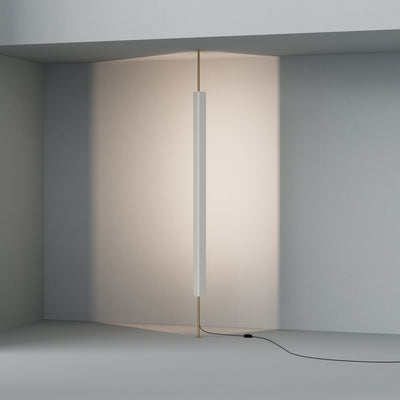 LT8 LED Floor Lamp