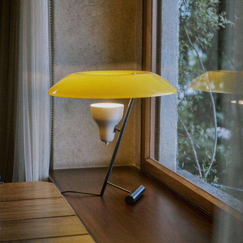 Model 548 LED Table Lamp