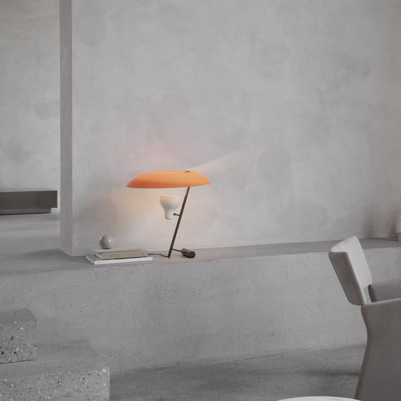 Model 548 LED Table Lamp