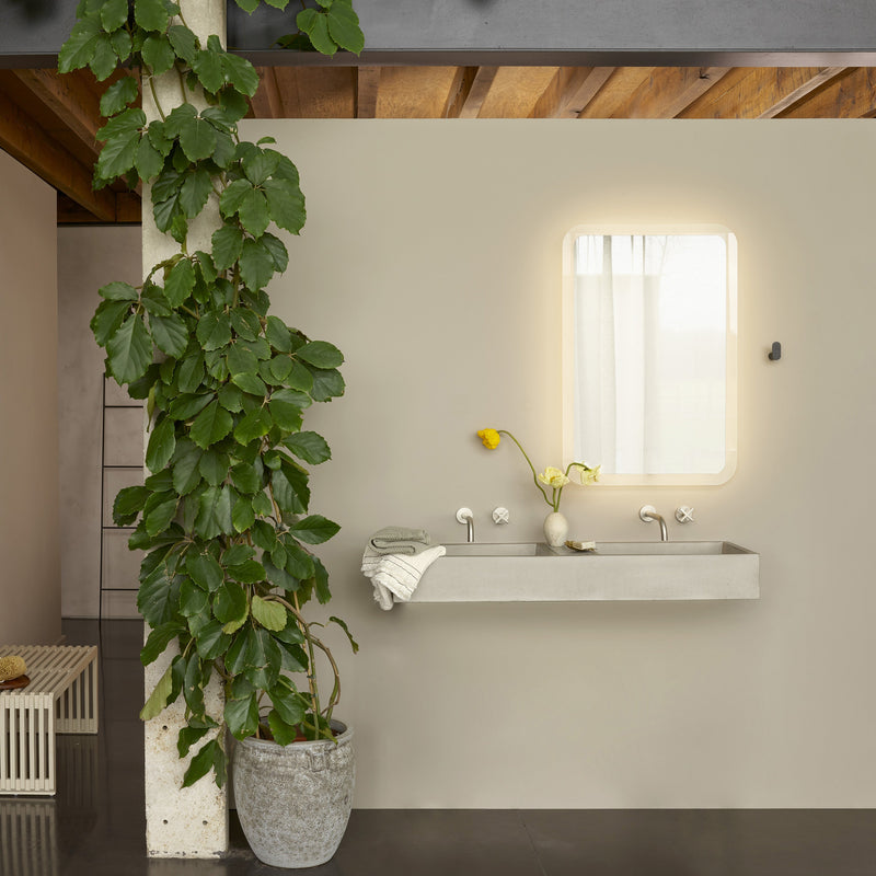 Varenna Rectangular Illuminated Mirror