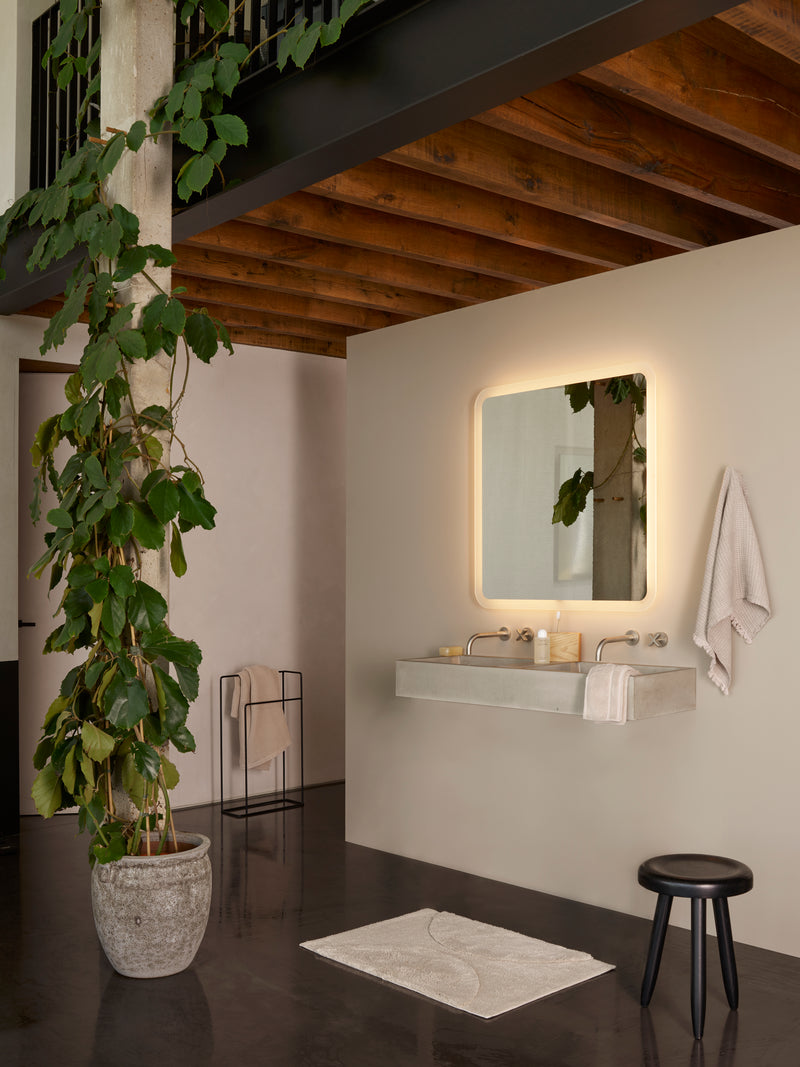 Varenna Square Illuminated Mirror