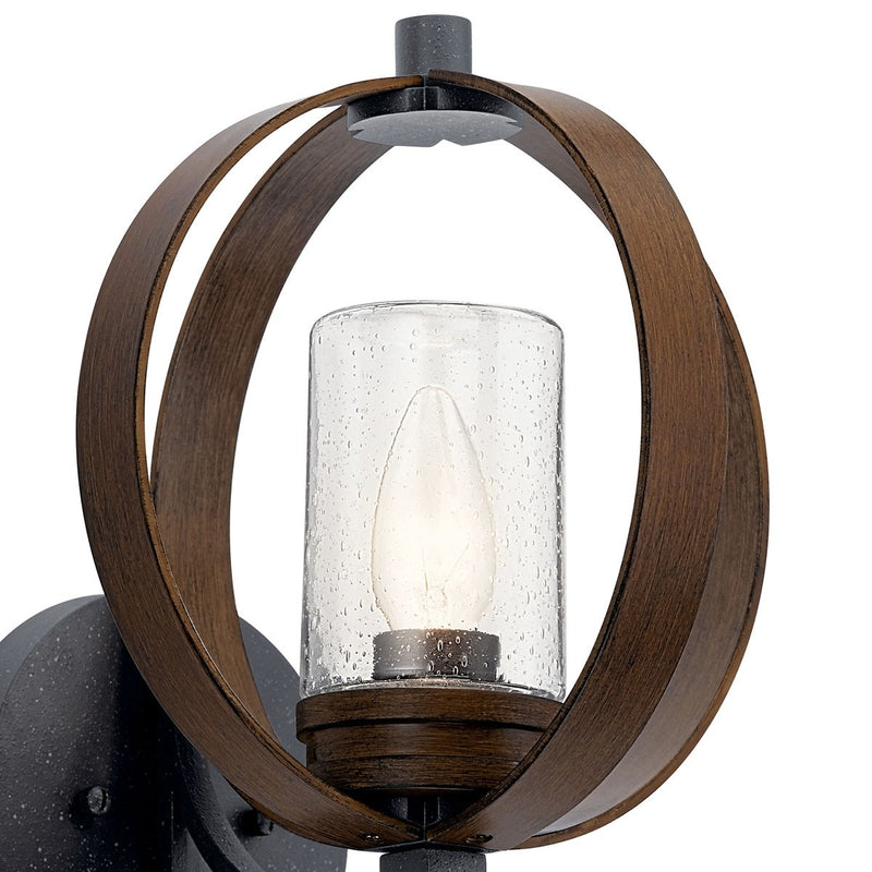 Grand Bank Outdoor Wall Mount Lantern