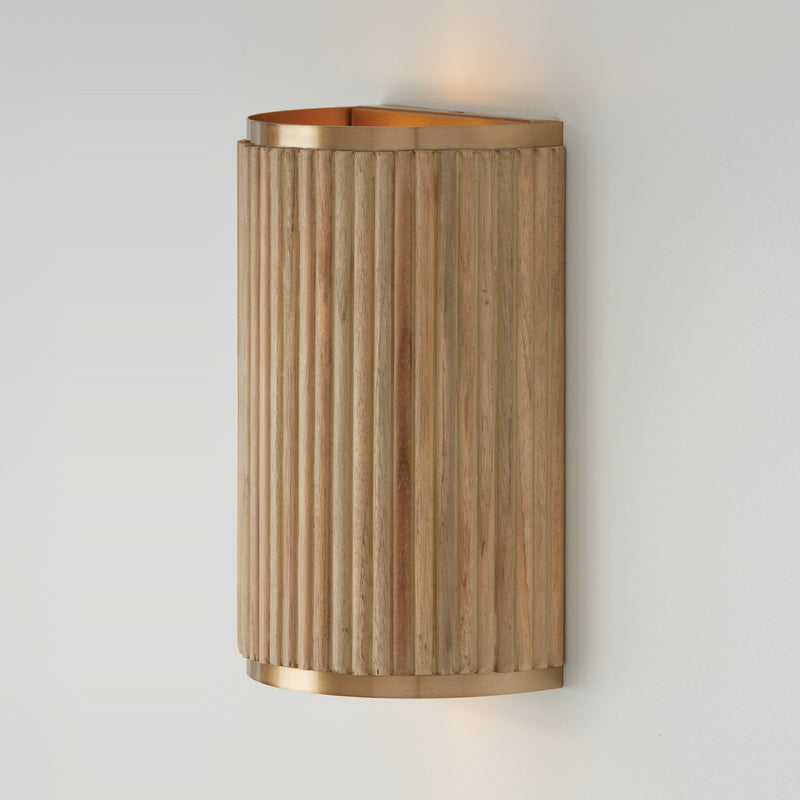 Donovan Sconce