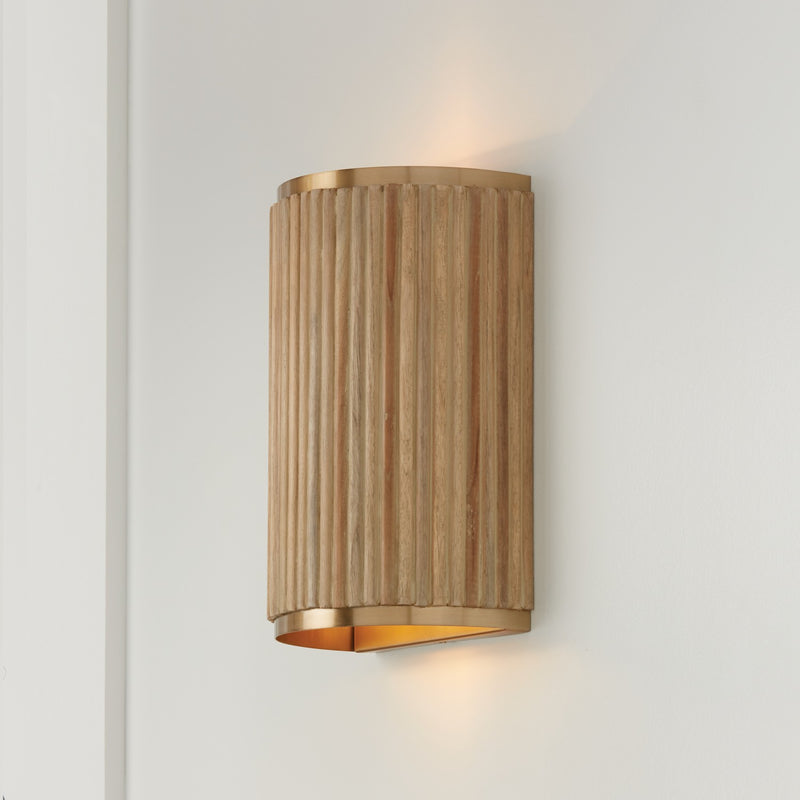 Donovan Sconce