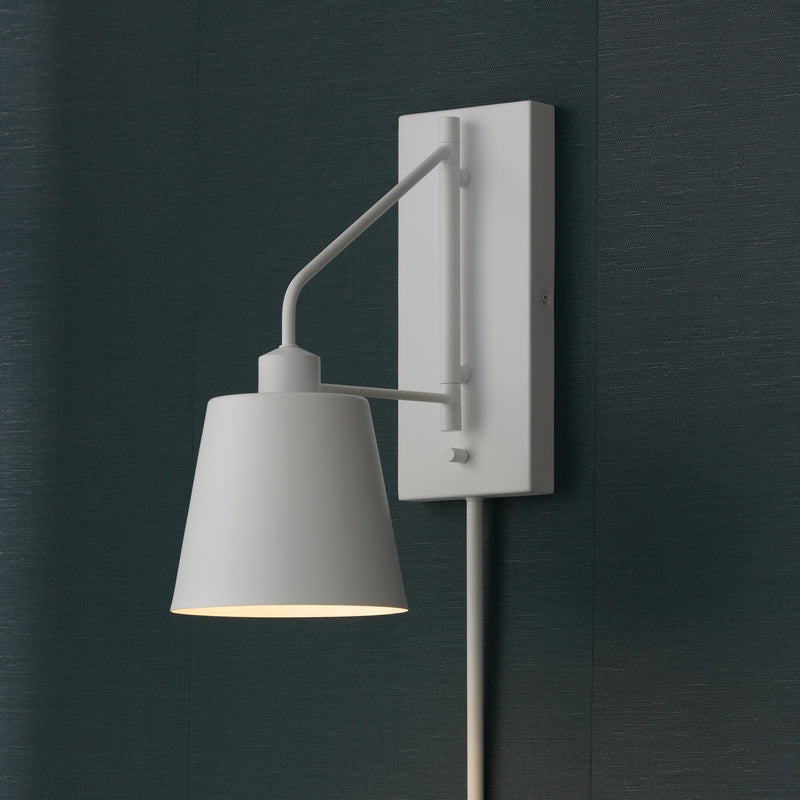 Alden Plug-In Wall Sconce