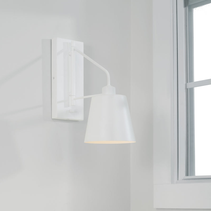 Alden Plug-In Wall Sconce