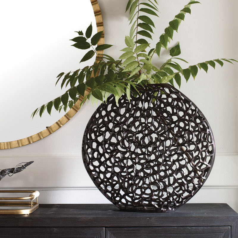 Web Vases Urns & Finials